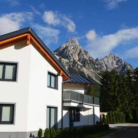 Zugspitzappartements Ehrwald Buitenkant foto