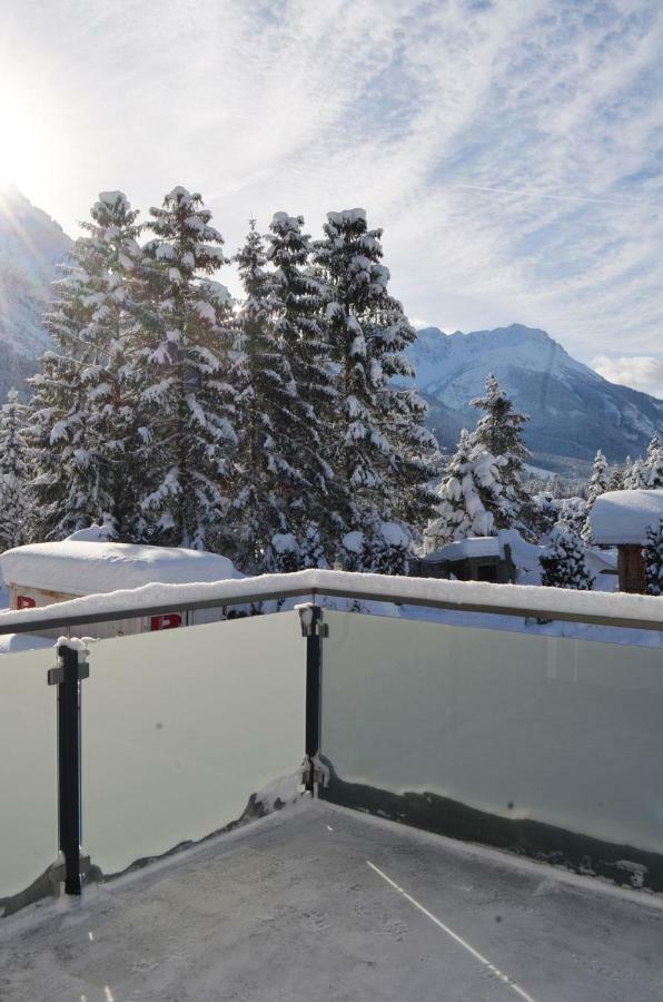 Zugspitzappartements Ehrwald Buitenkant foto